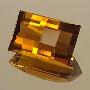 Exquisite 6 Carat Bar Cut Citrine!!